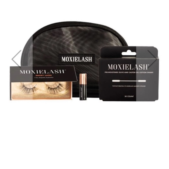 SOLD!! Moxie lash kit - Picture 2 of 3